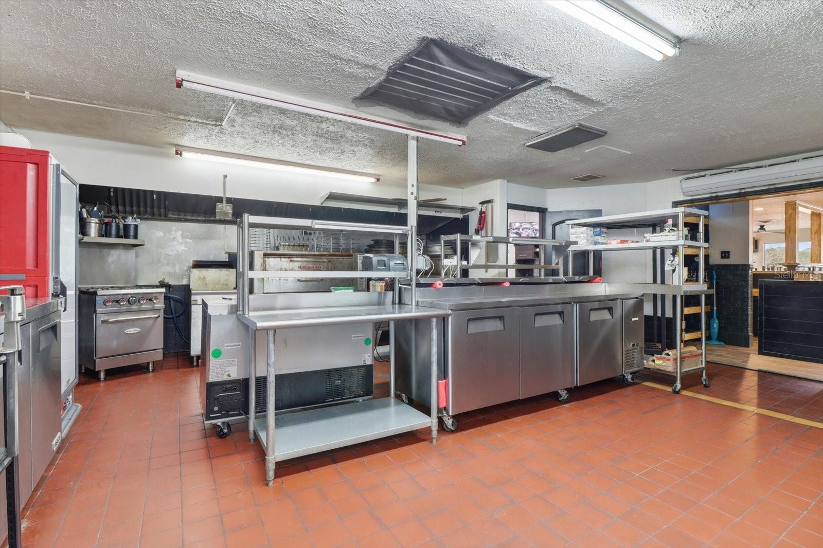 Image 41 of 53 For 859 Us Hwy 41 South