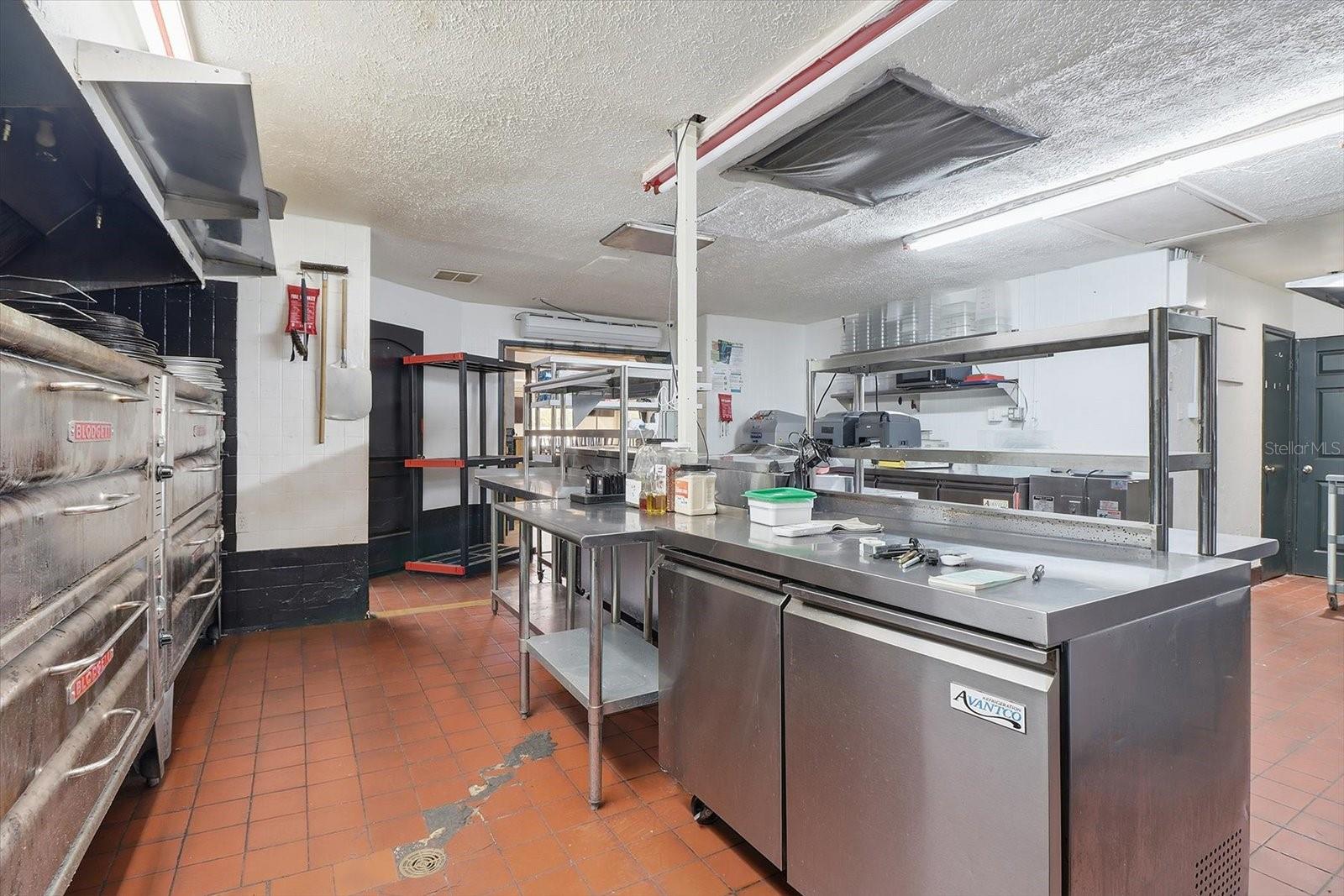 Image 42 of 53 For 859 Us Hwy 41 South