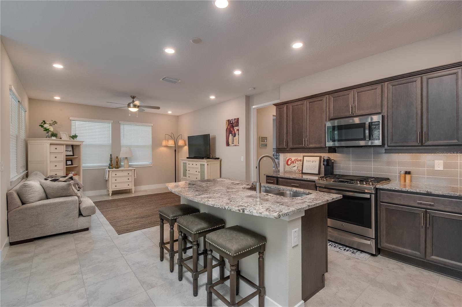 Image 8 of 25 For 5333 33rd Place