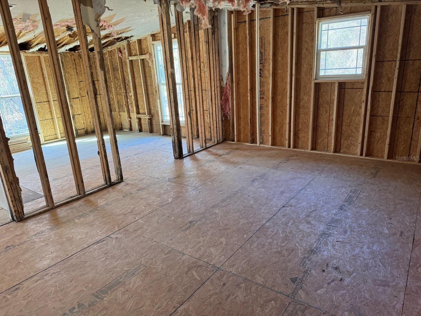 Image 11 of 32 For 13395 65th Court