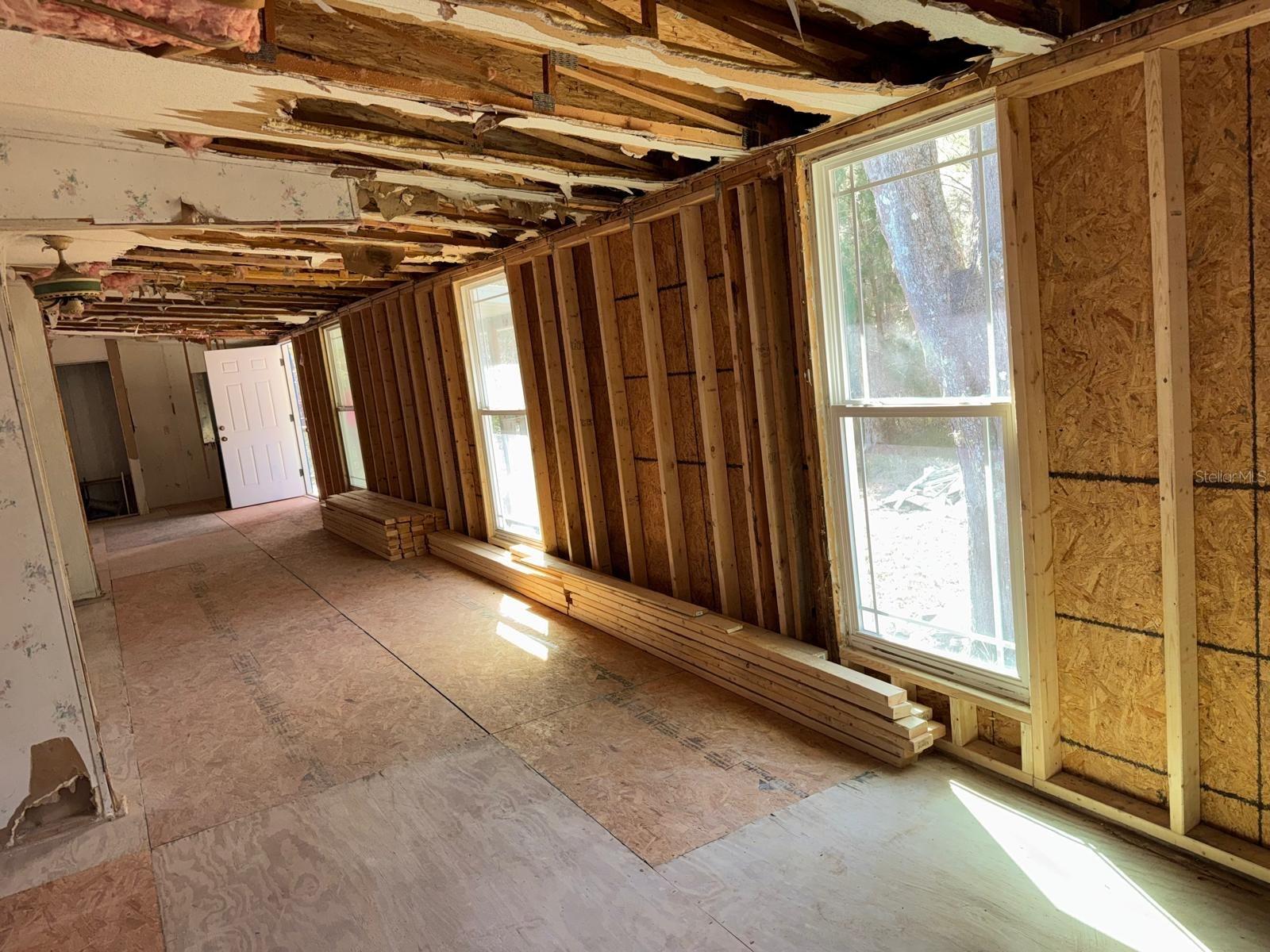 Image 17 of 32 For 13395 65th Court