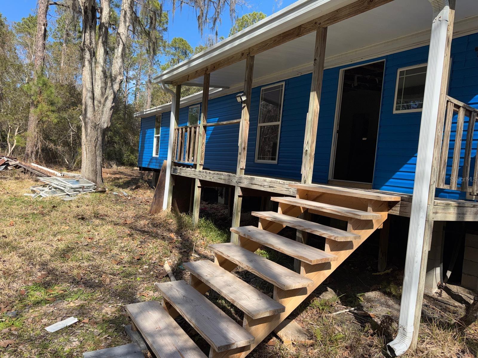 Image 23 of 32 For 13395 65th Court