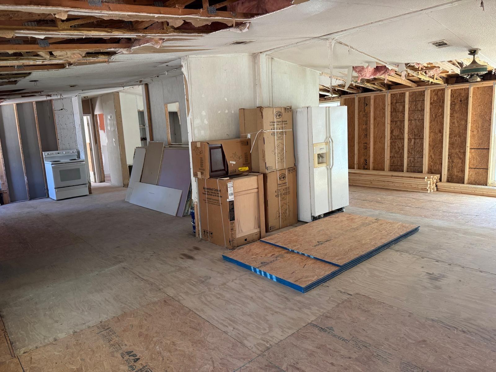 Image 5 of 32 For 13395 65th Court