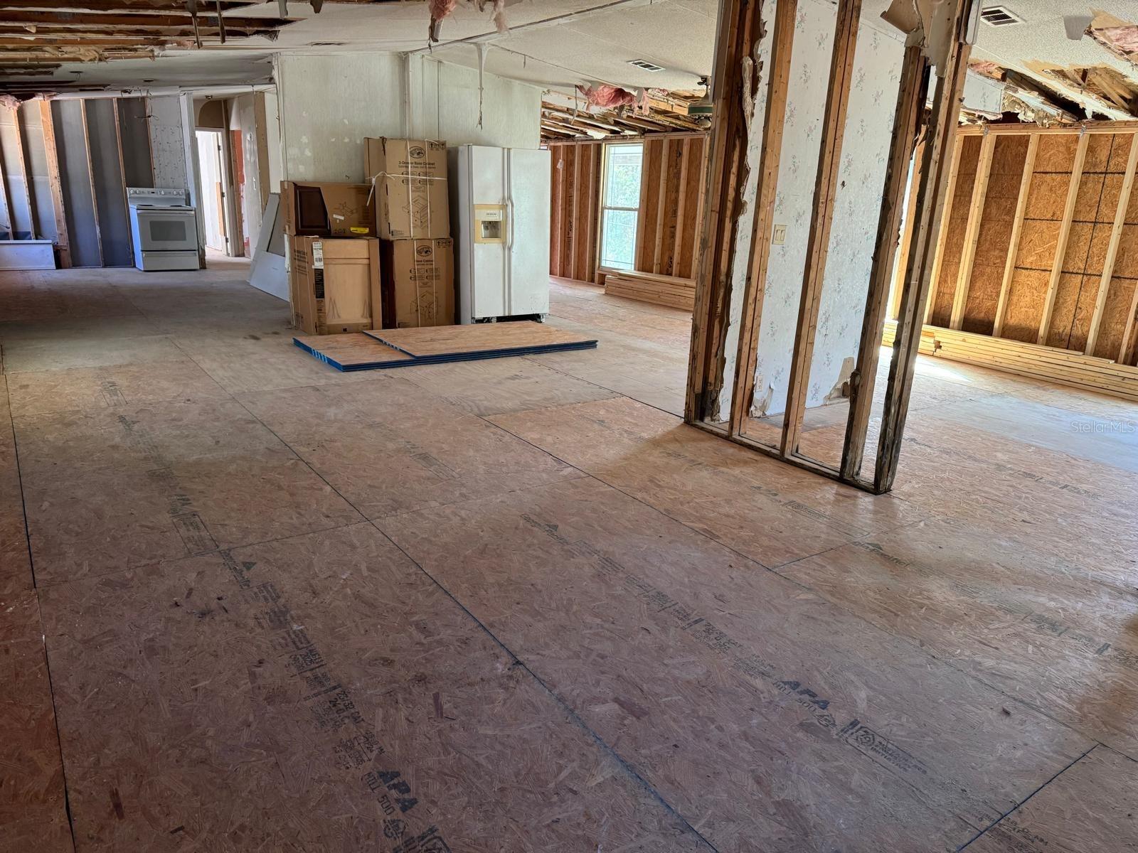 Image 8 of 32 For 13395 65th Court