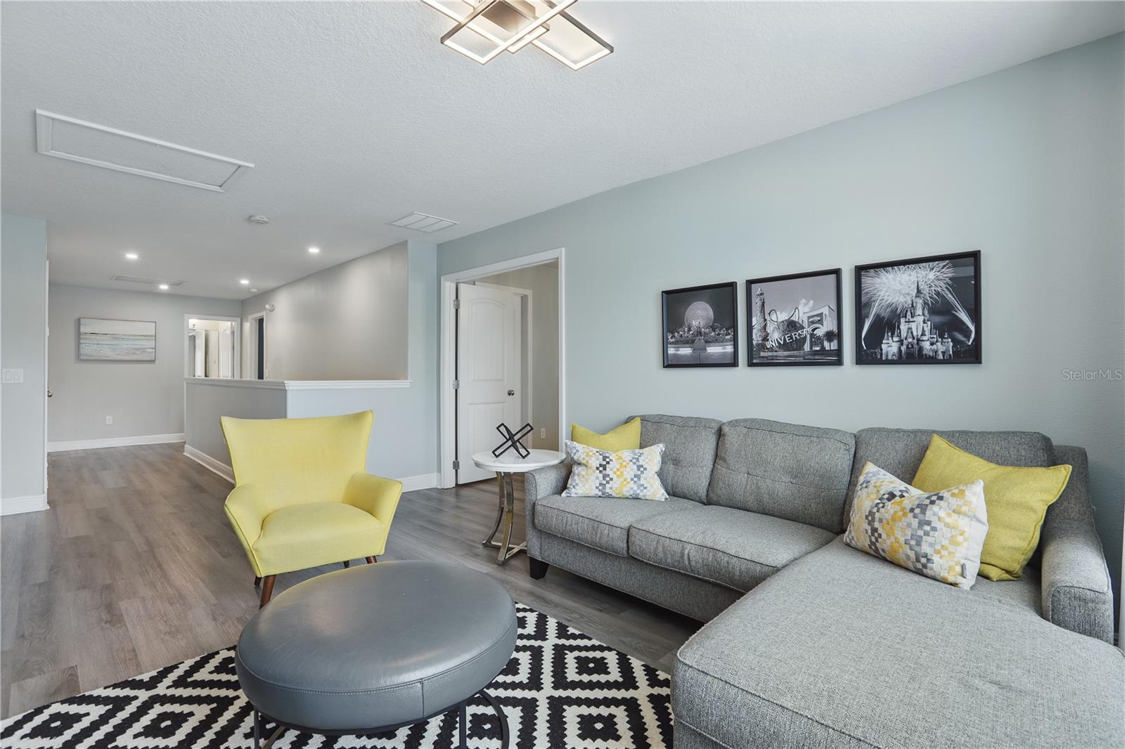 Image 23 of 65 For 4147 Oaktree Drive