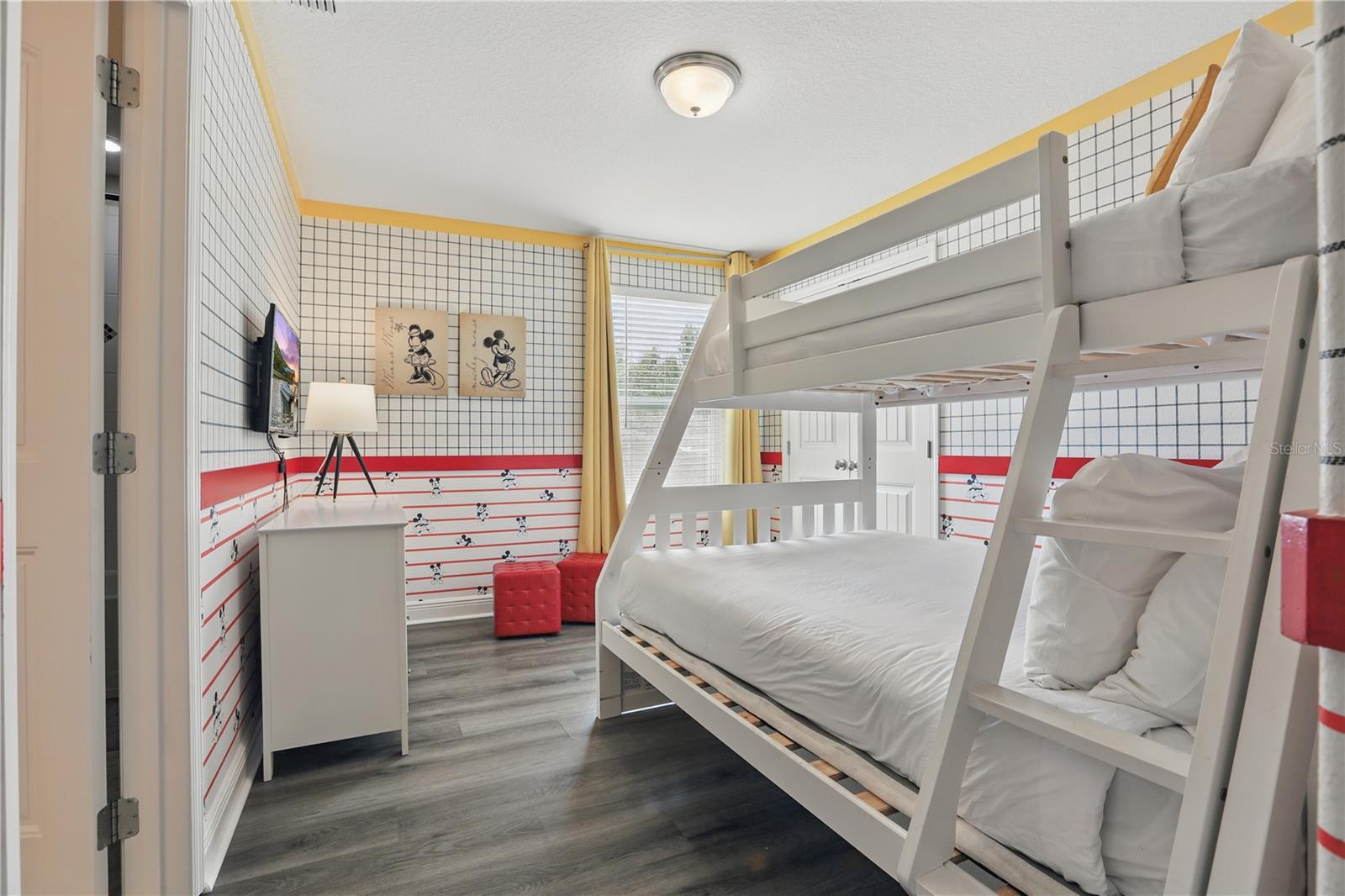 Image 34 of 65 For 4147 Oaktree Drive