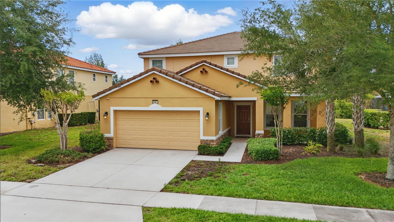 Image 4 of 65 For 4147 Oaktree Drive