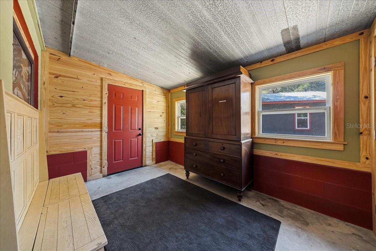 Image 34 of 61 For 15120 240th Court