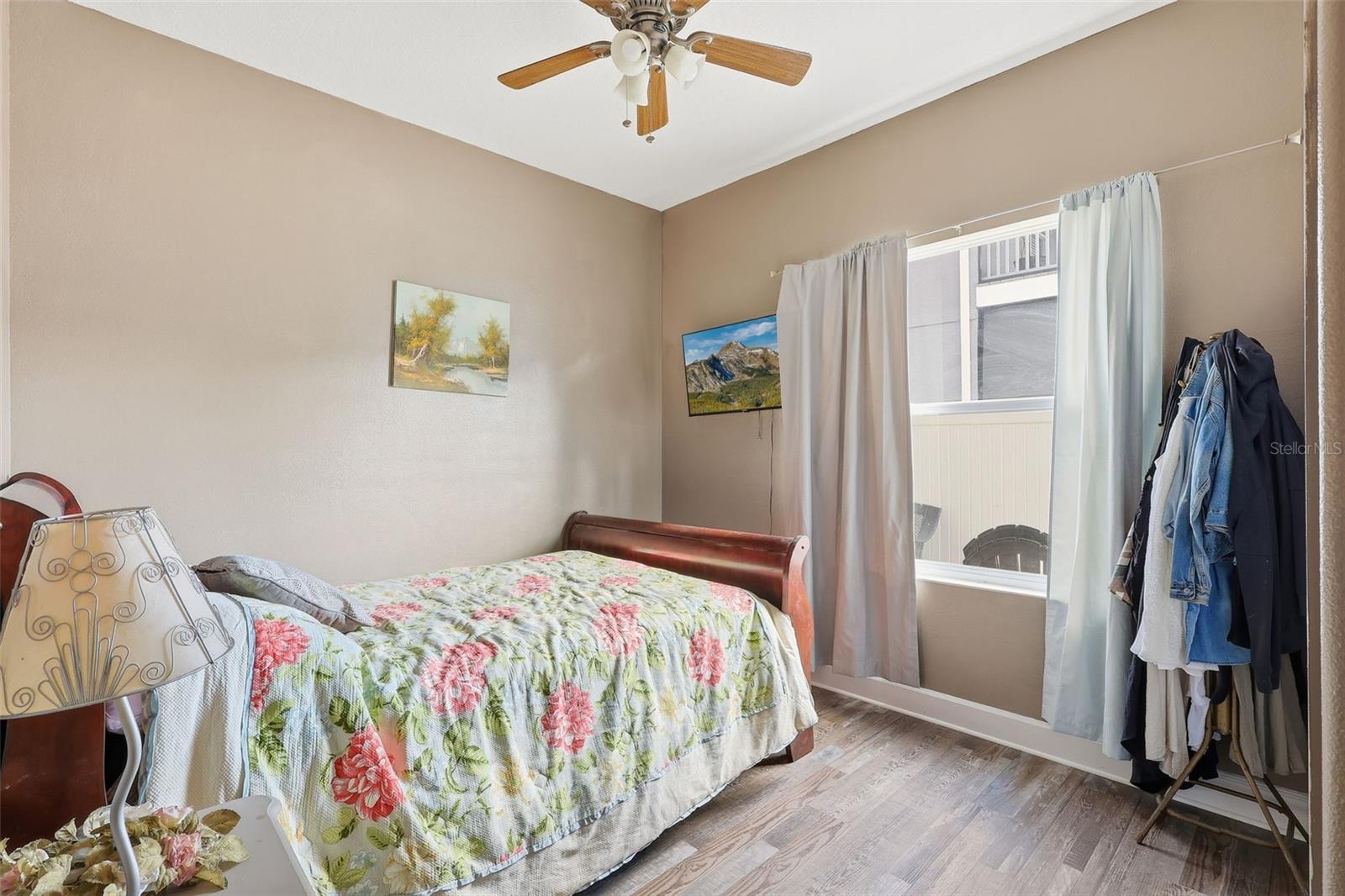 Image 16 of 43 For 5047 Rishley Run Way