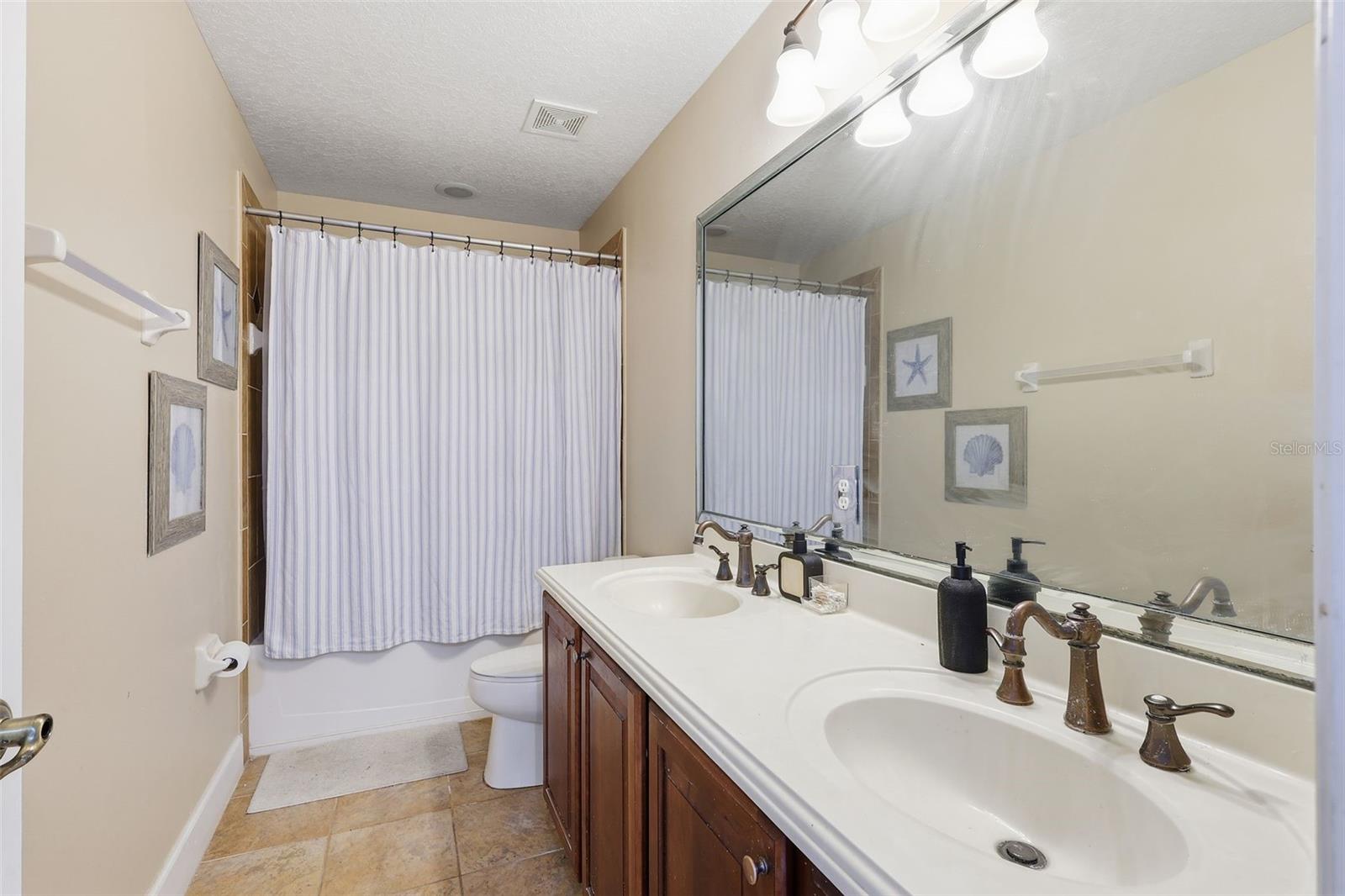 Image 27 of 43 For 5047 Rishley Run Way