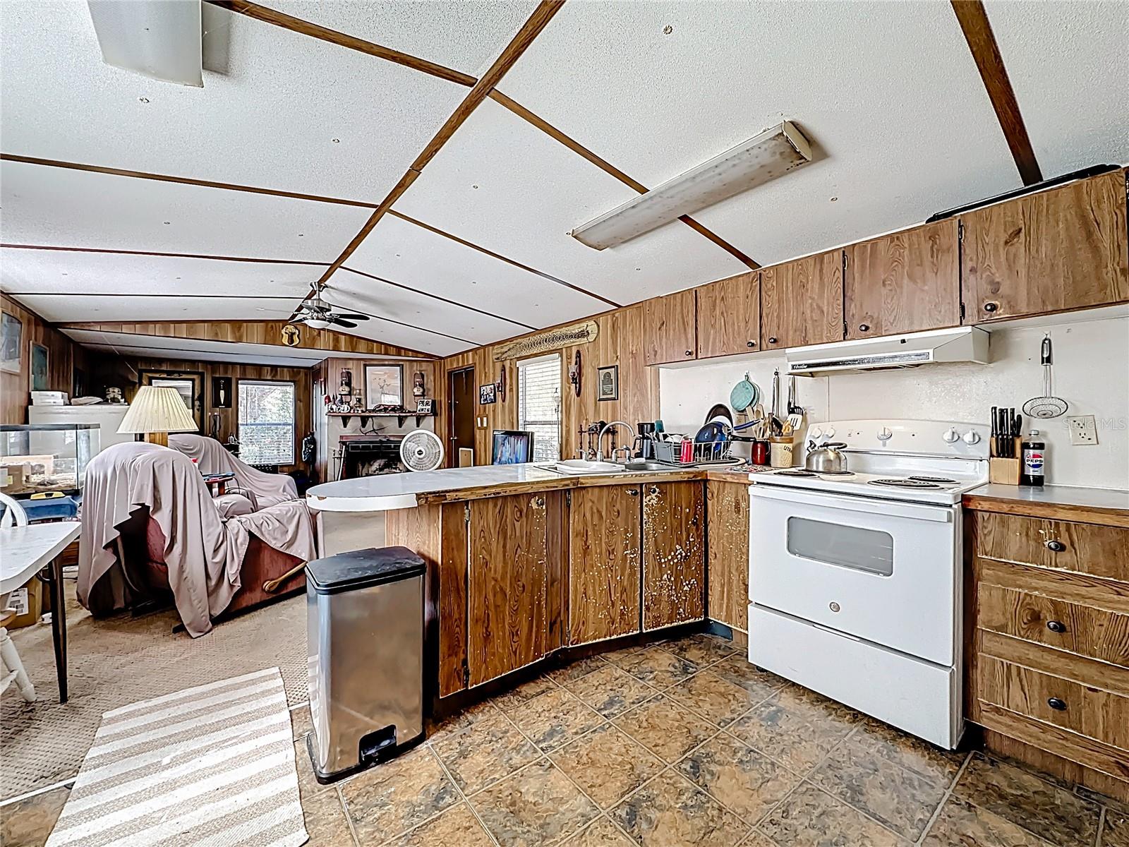 Image 15 of 37 For 20434 143rd Place