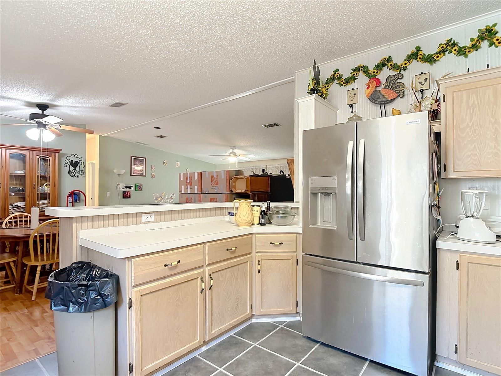 Image 18 of 41 For 14711 Grayoak Lane