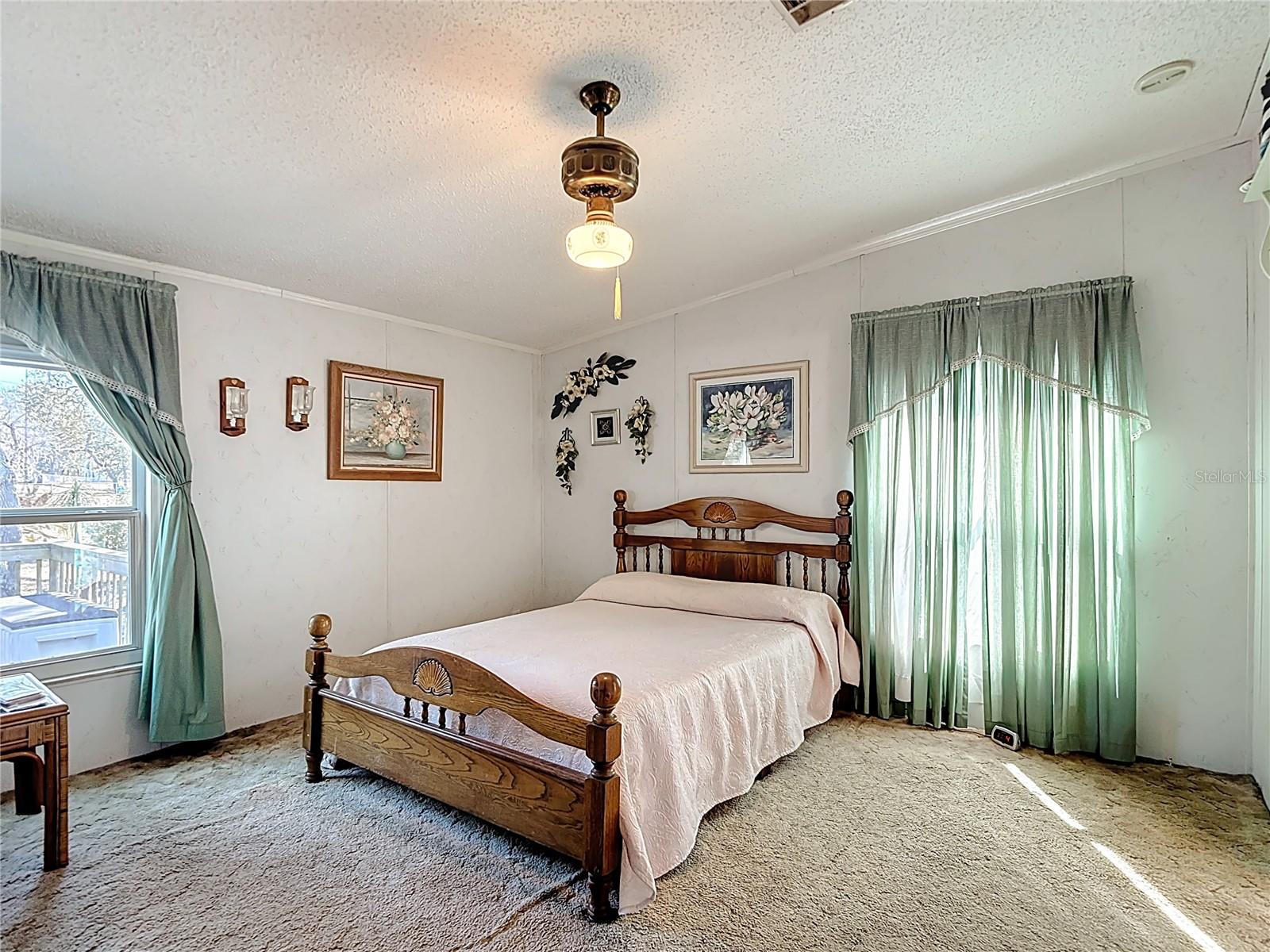 Image 19 of 41 For 14711 Grayoak Lane