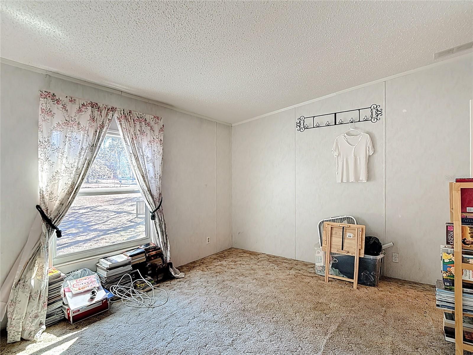 Image 26 of 41 For 14711 Grayoak Lane