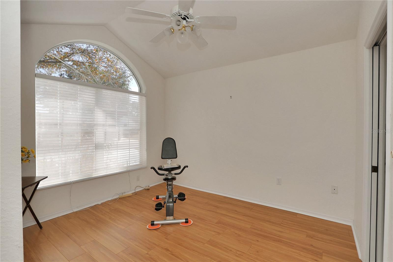 Image 8 of 27 For 8319 108th Loop