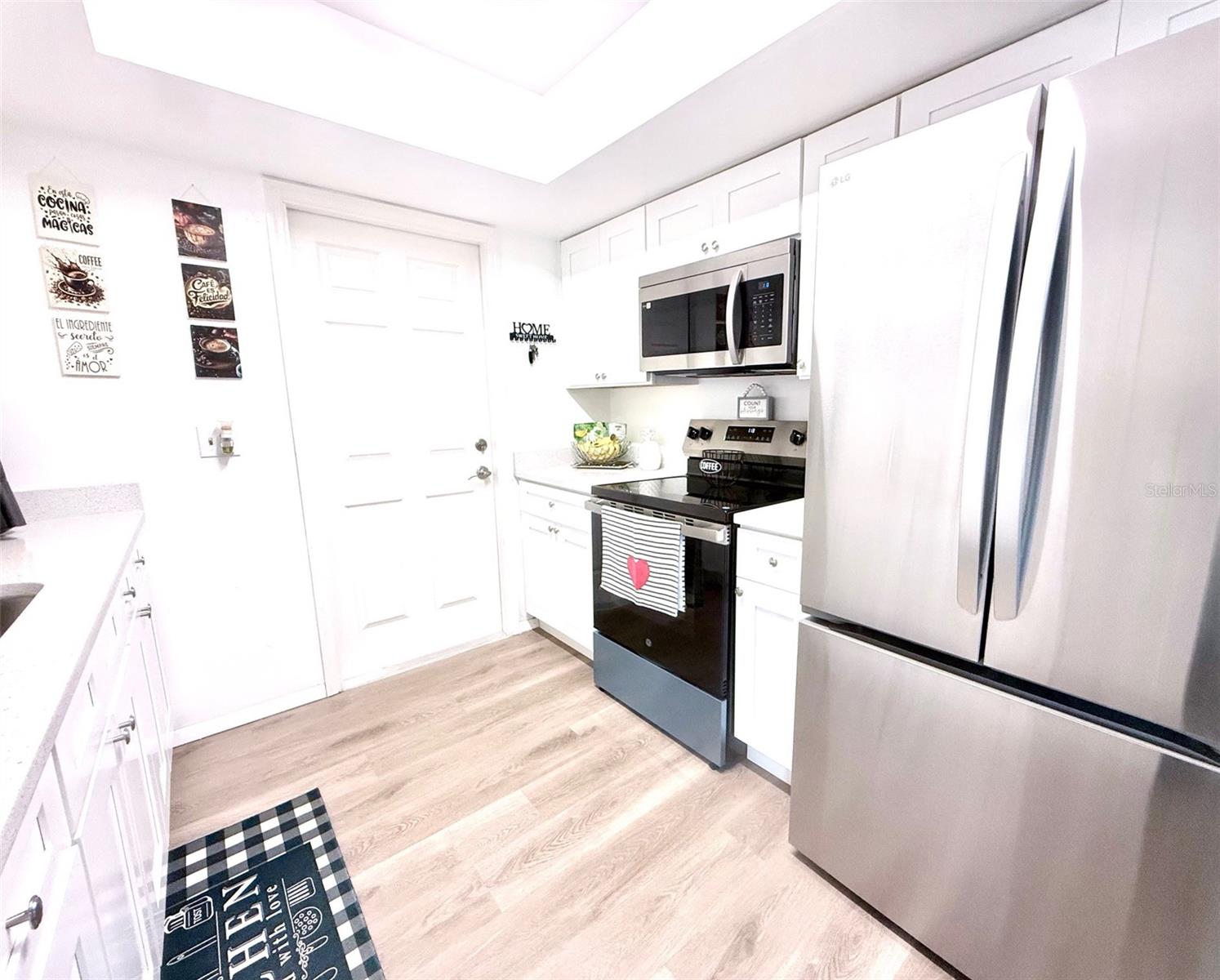 Image 14 of 45 For 11264 Schult Terrace