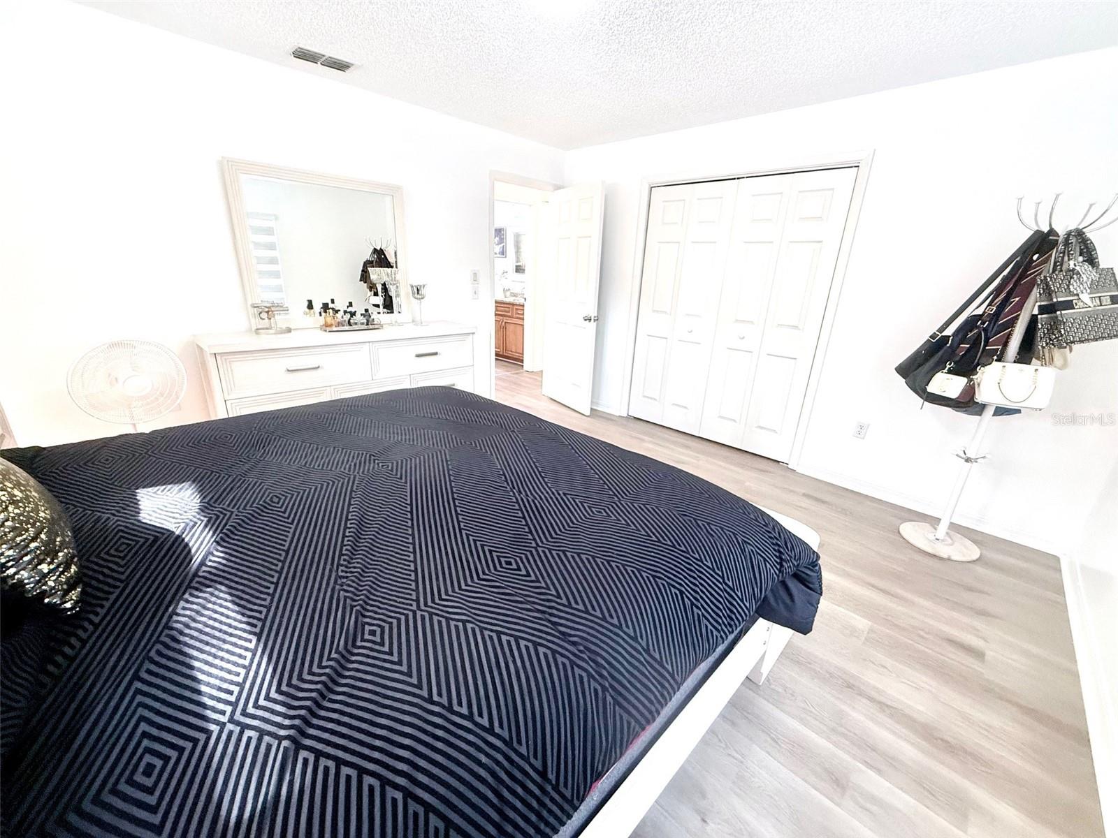 Image 19 of 45 For 11264 Schult Terrace