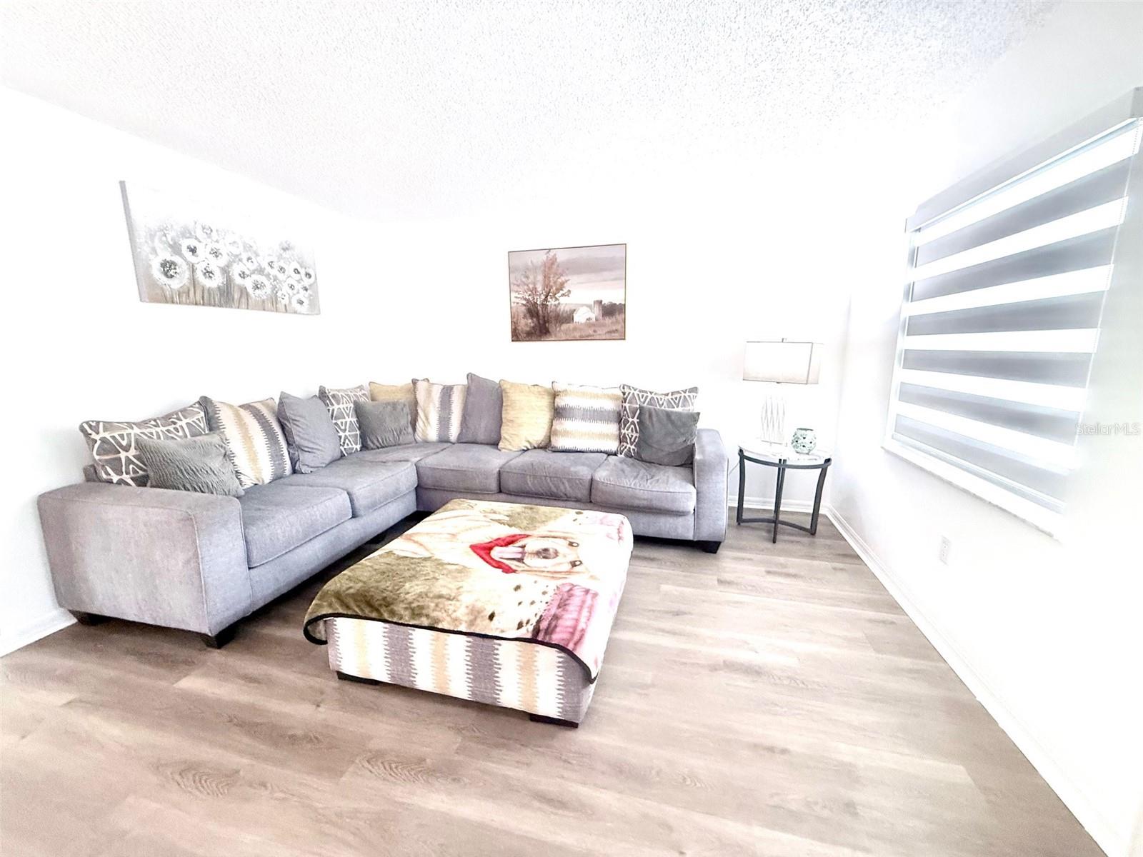 Image 5 of 45 For 11264 Schult Terrace