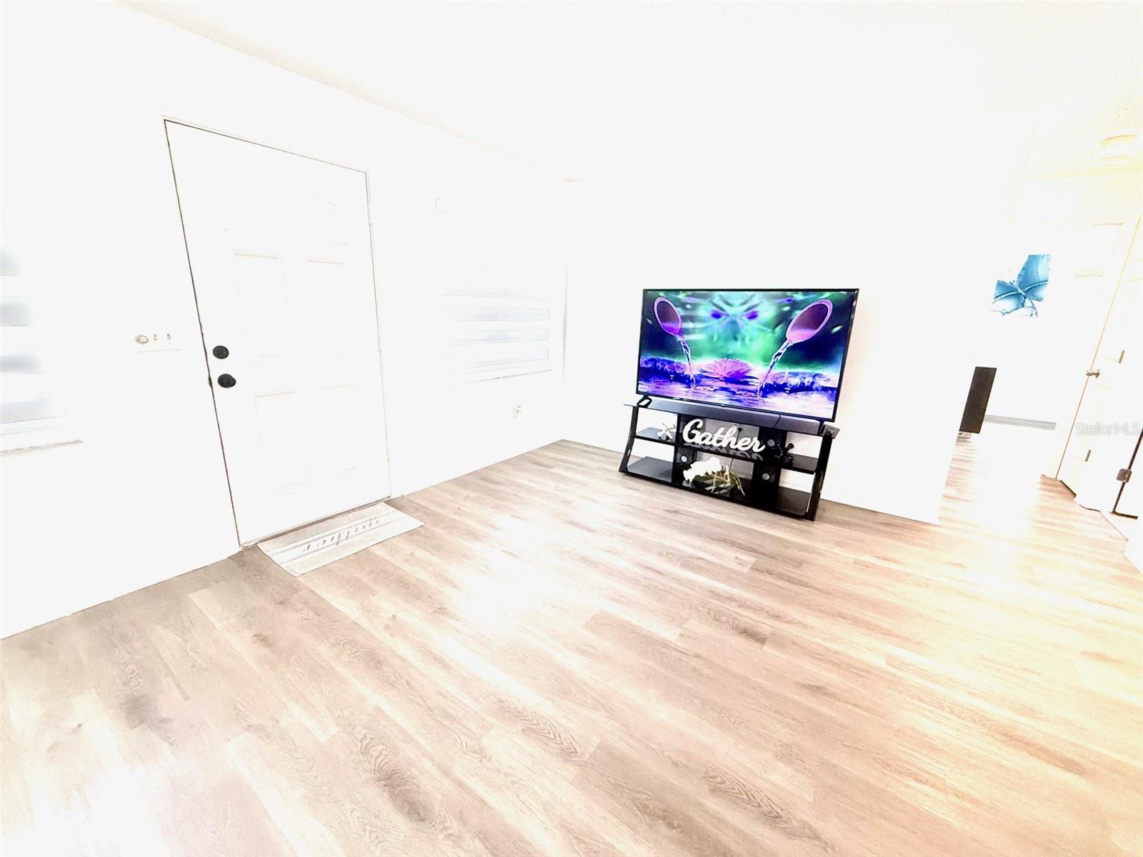 Image 8 of 45 For 11264 Schult Terrace