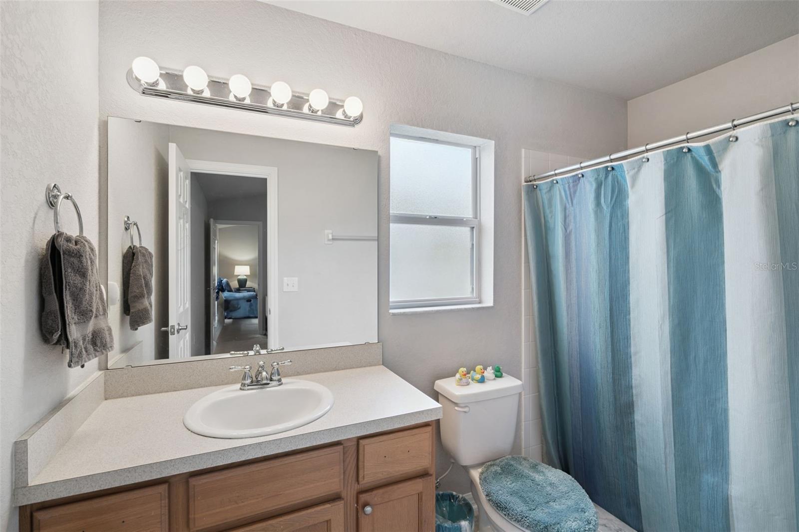 Image 19 of 31 For 202 Highland Meadows Place