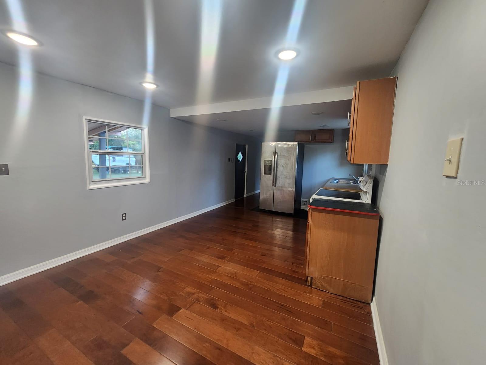 Image 5 of 22 For 17155 17th Circle