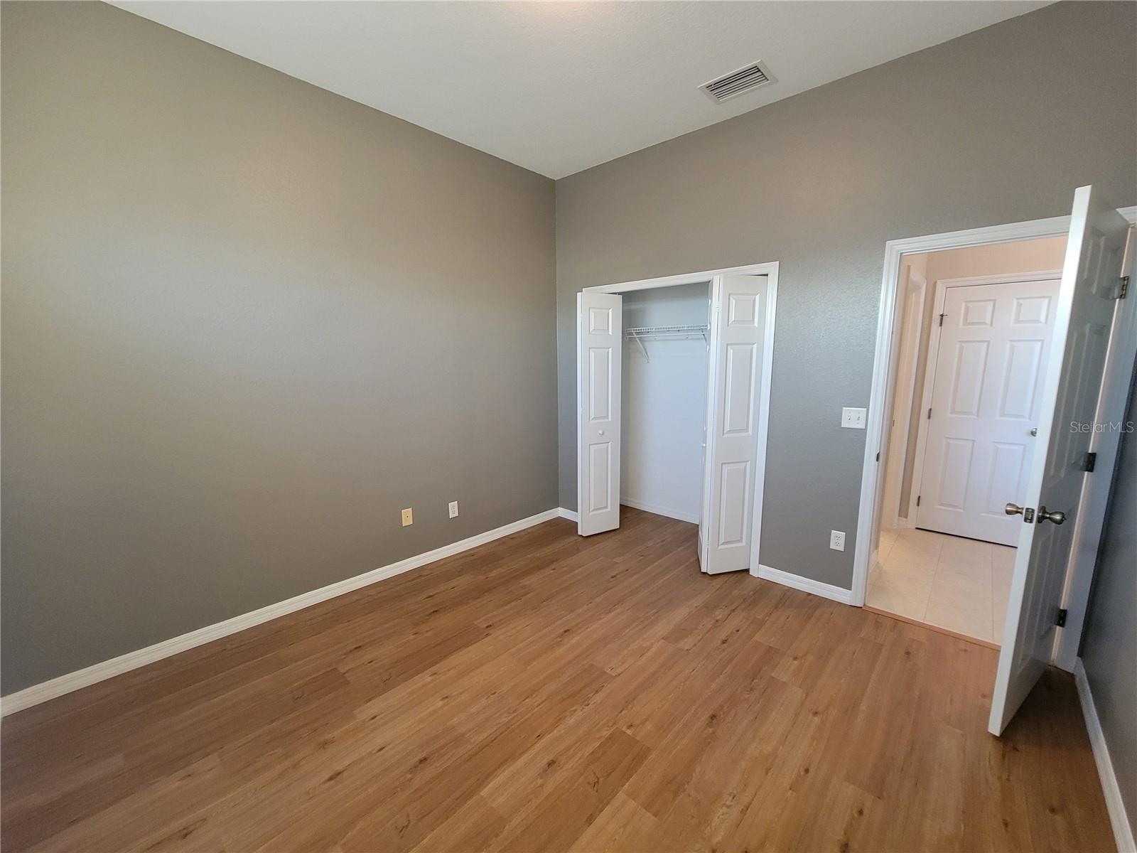 Image 6 of 13 For 6243 90th Street