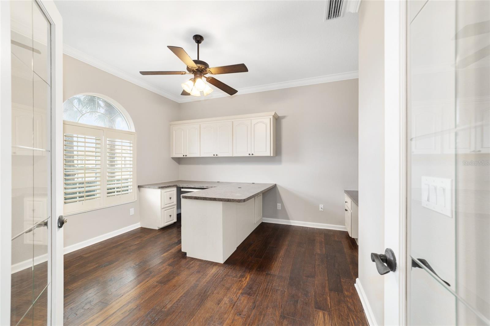 Image 34 of 55 For 5613 27th Place