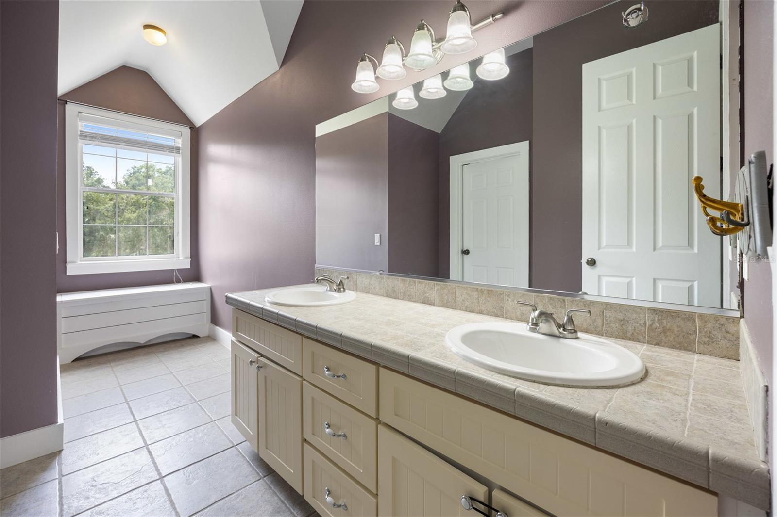 Image 27 of 52 For 25 69th Place