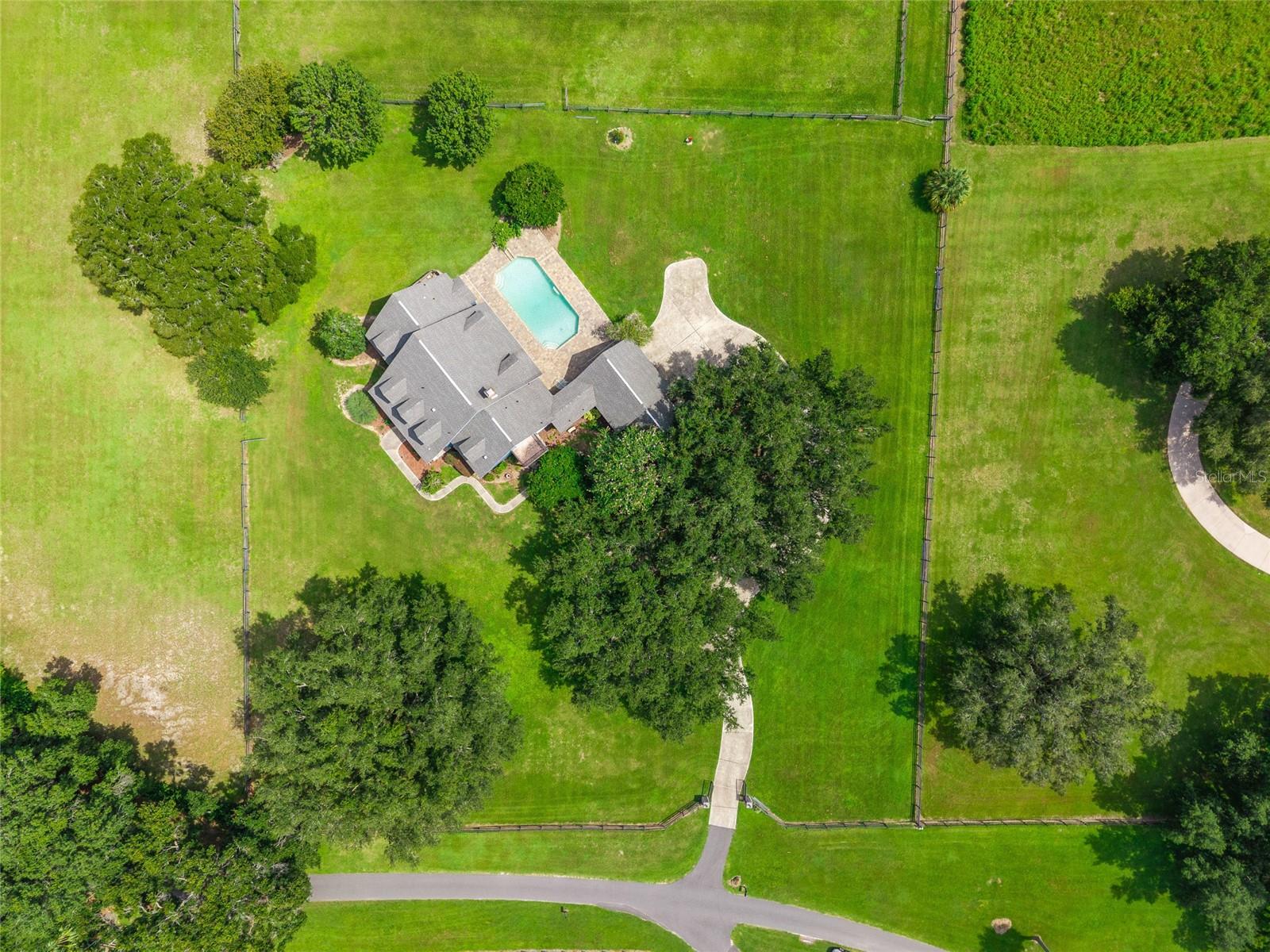 Image 37 of 52 For 25 69th Place