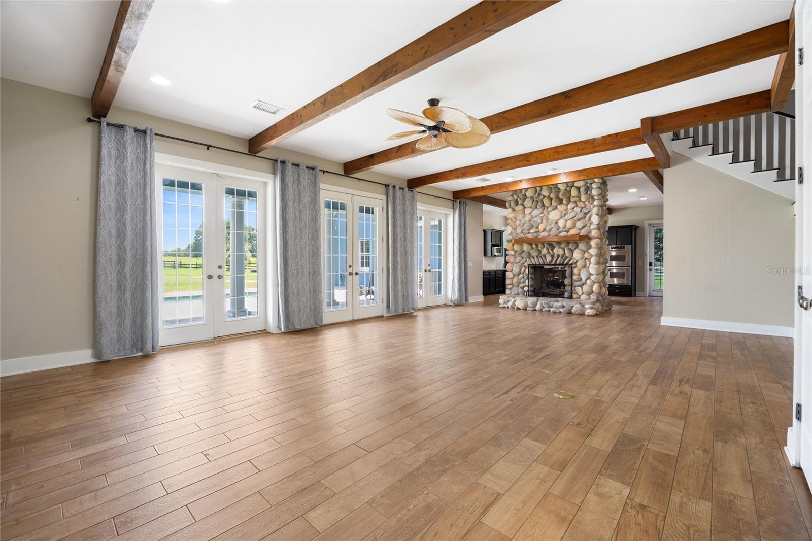 Image 4 of 52 For 25 69th Place