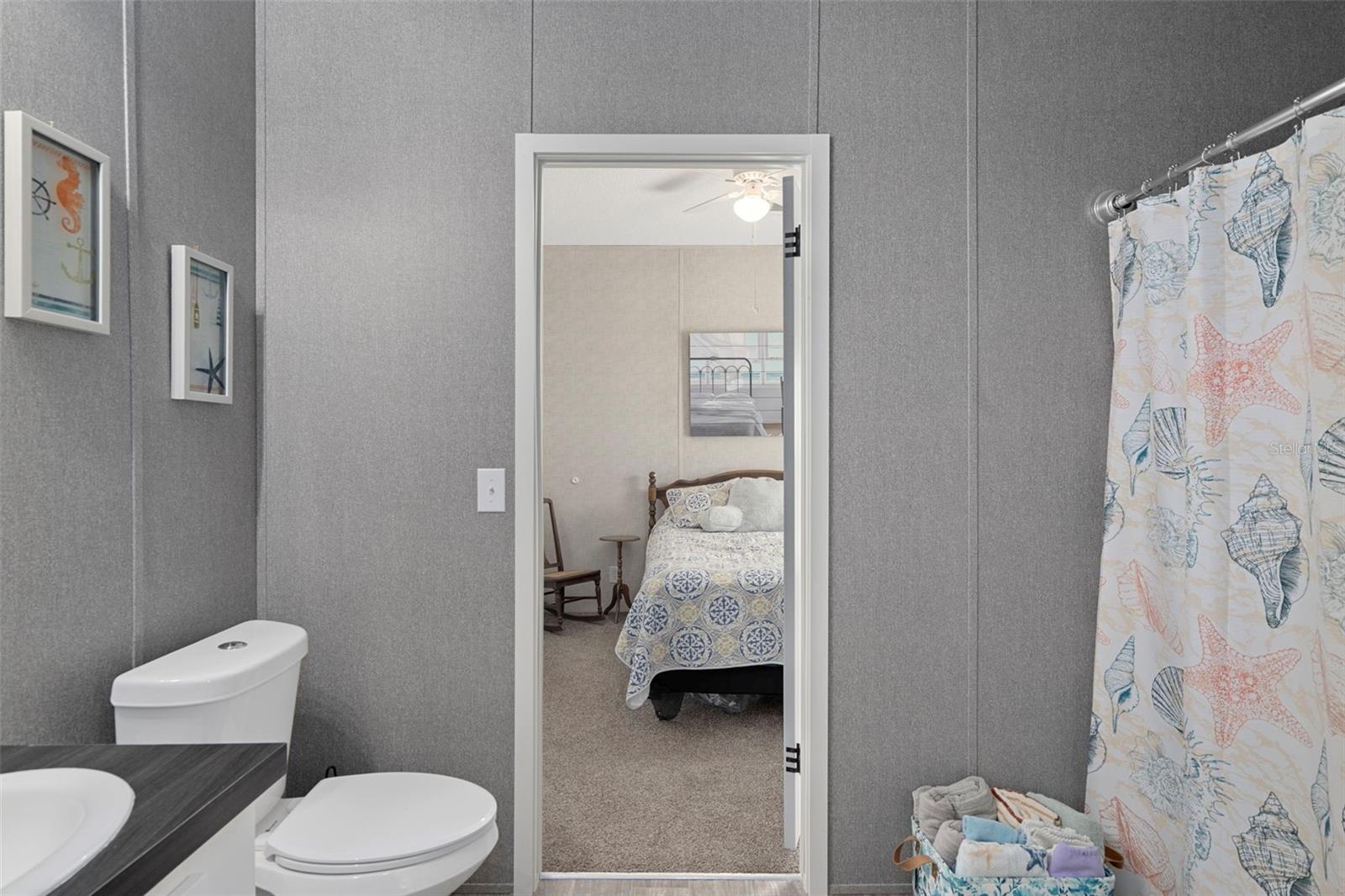 Image 25 of 35 For 6310 Orange Lane