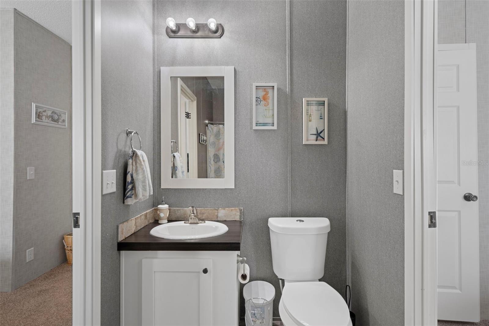 Image 28 of 35 For 6310 Orange Lane