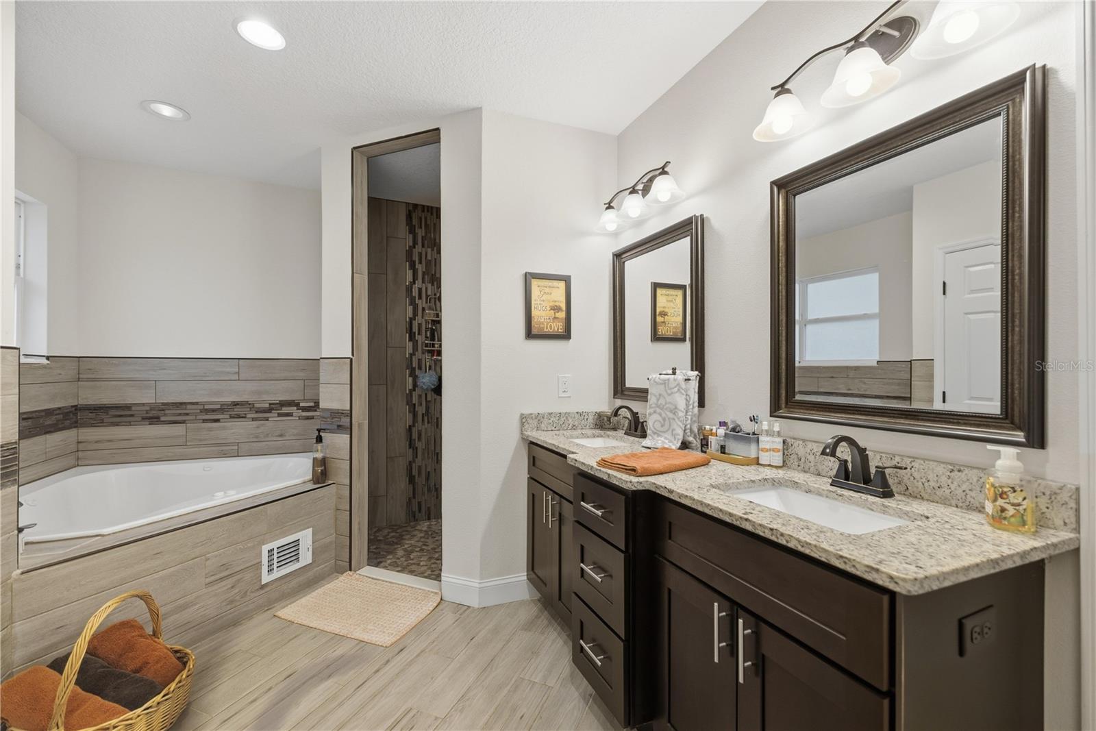 Image 14 of 31 For 3665 140th Place