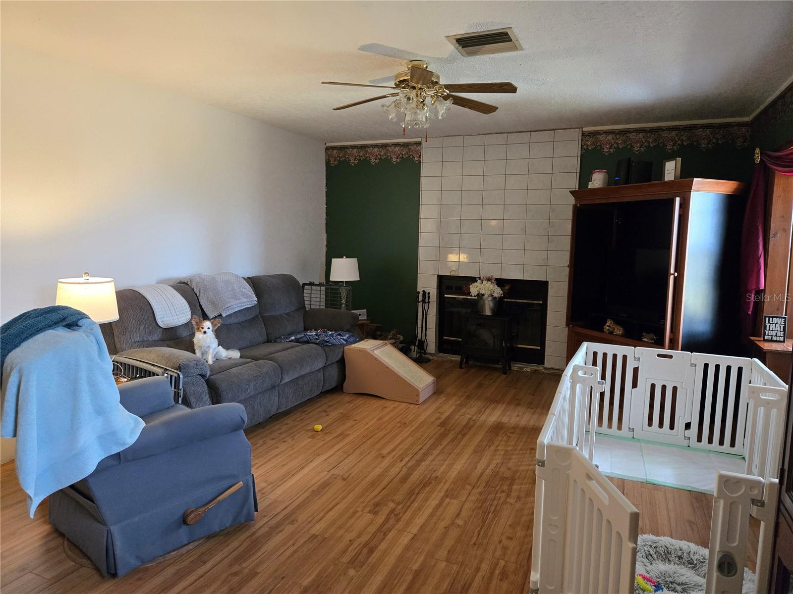 Image 14 of 22 For 2327 Cr 528  