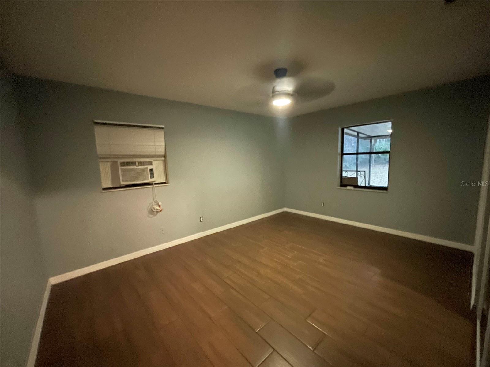 Image 6 of 12 For 9875 Orchard Street