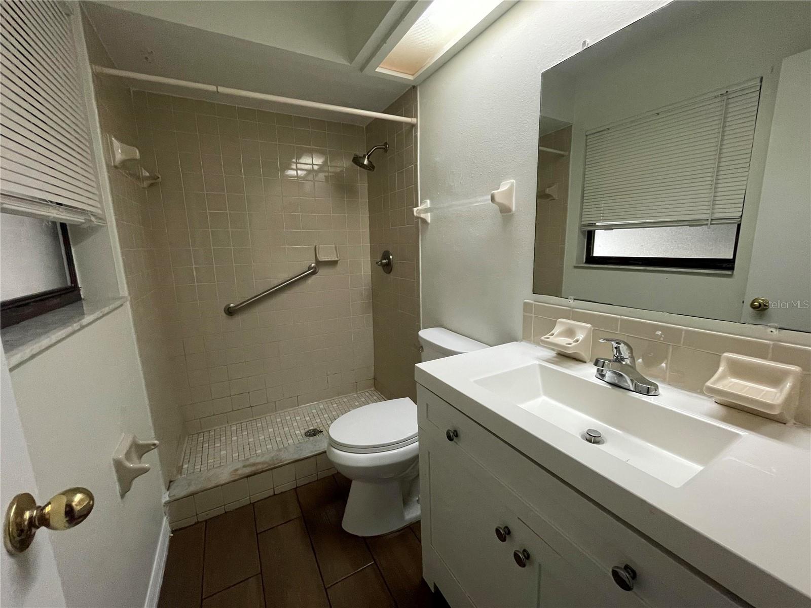 Image 7 of 12 For 9875 Orchard Street