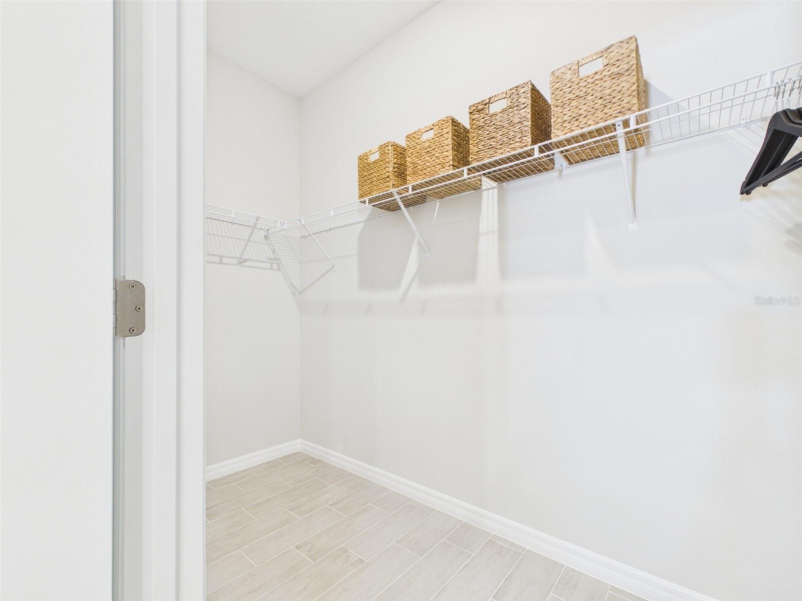 Image 26 of 35 For 8499 Inca Way