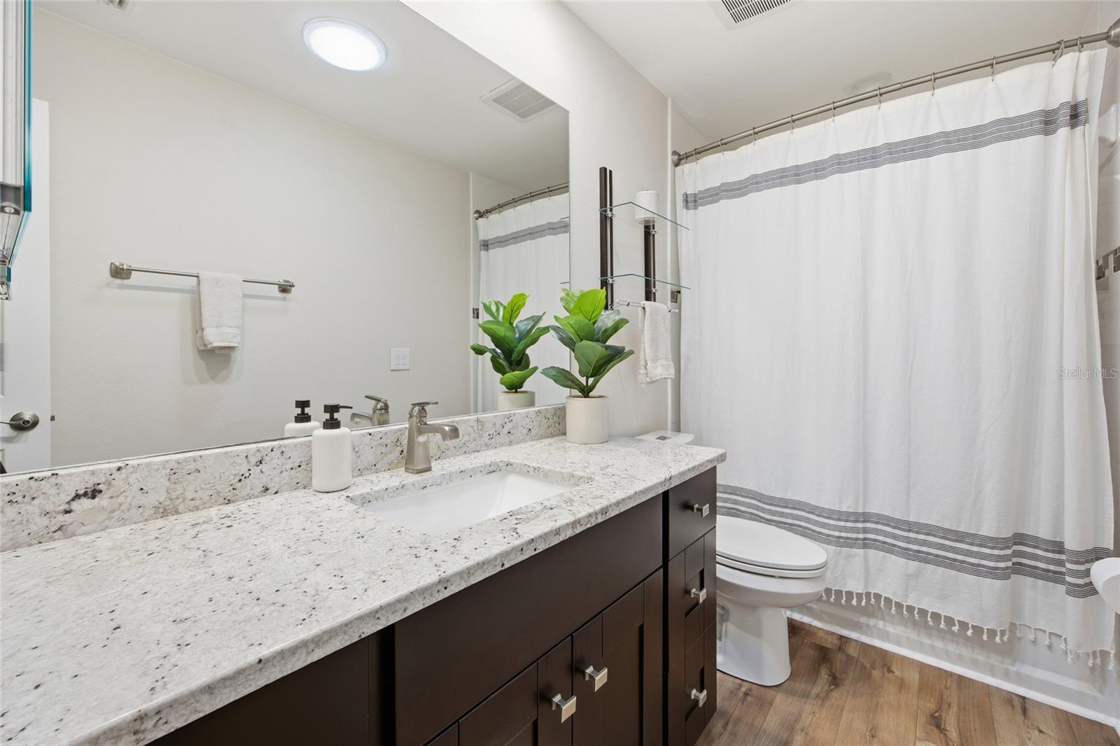 Image 15 of 37 For 8140 48th Lane