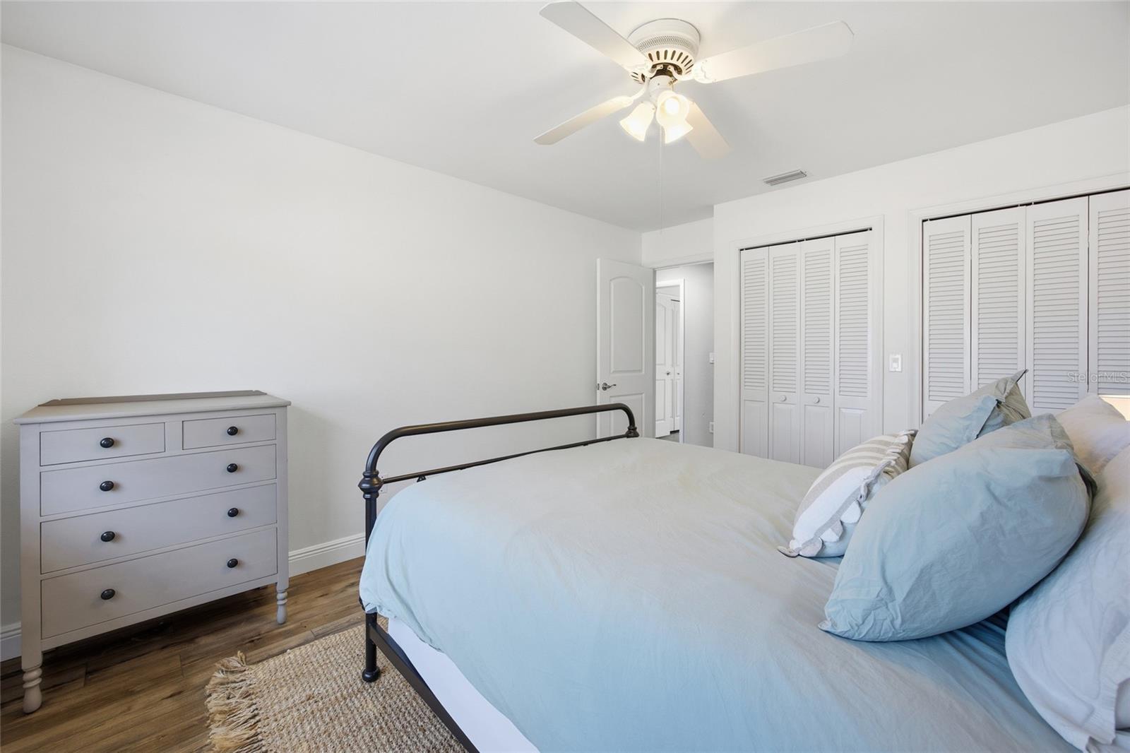 Image 17 of 37 For 8140 48th Lane