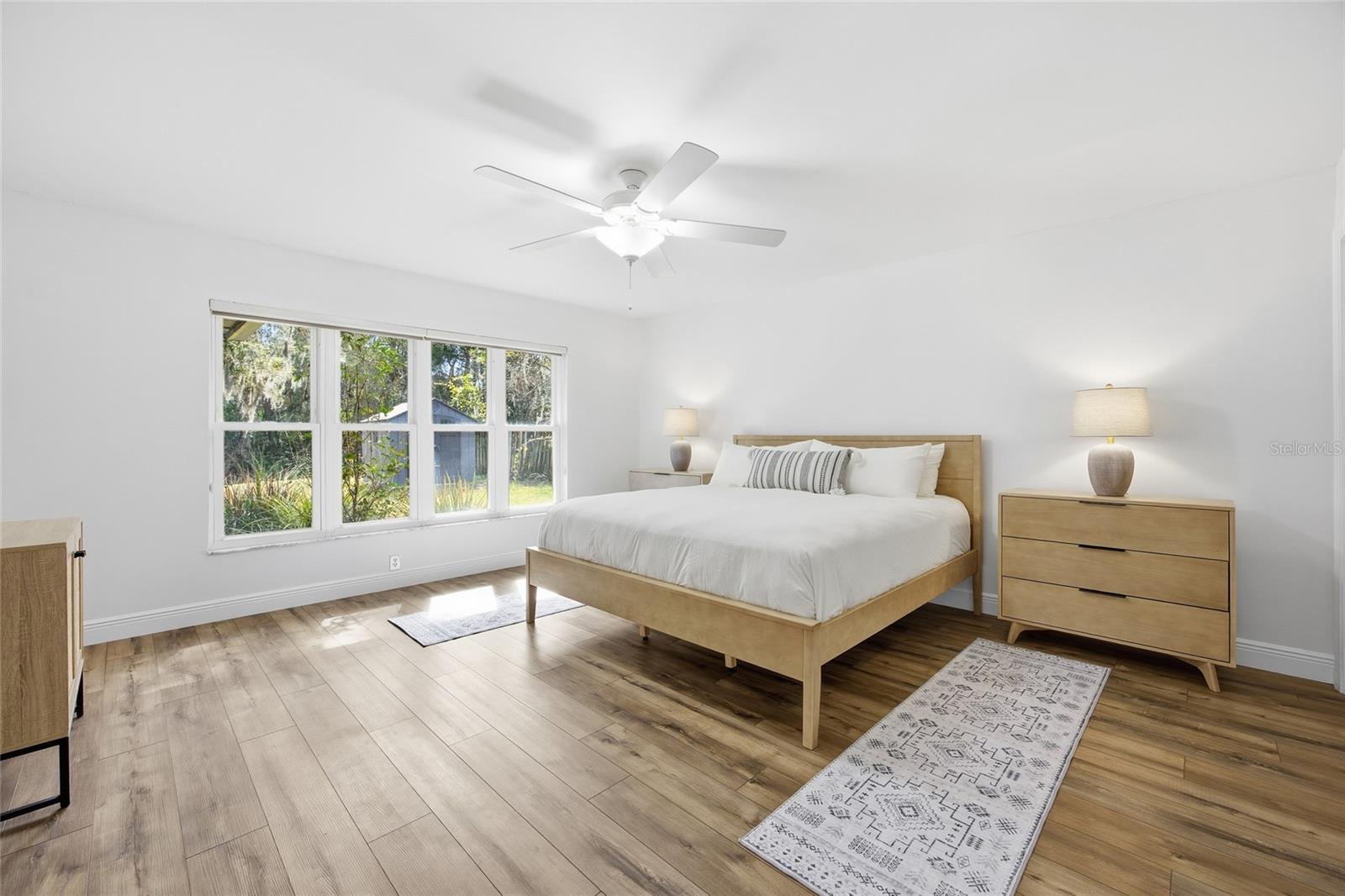 Image 18 of 37 For 8140 48th Lane