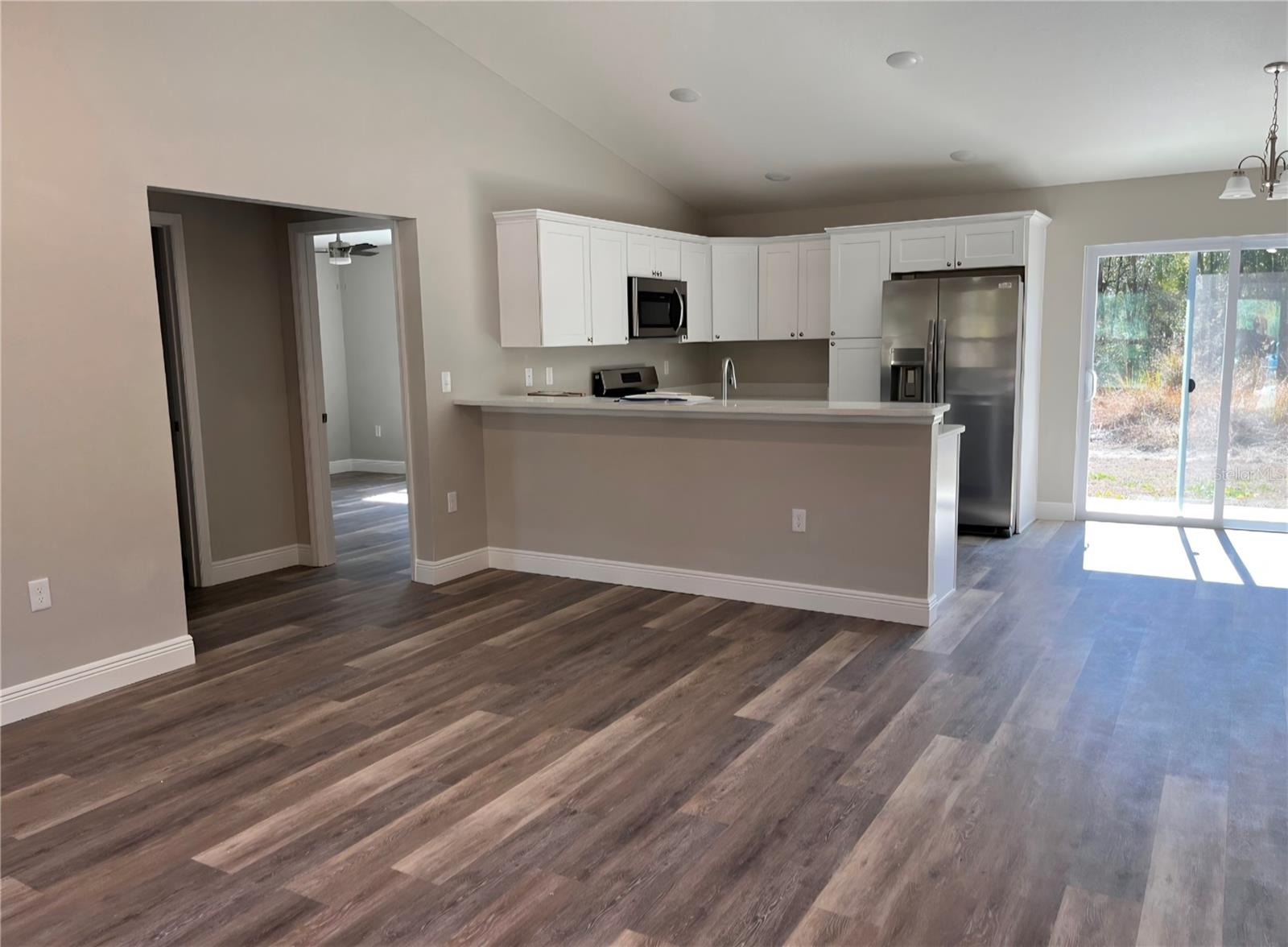 Image 2 of 10 For 10304 126th Lane