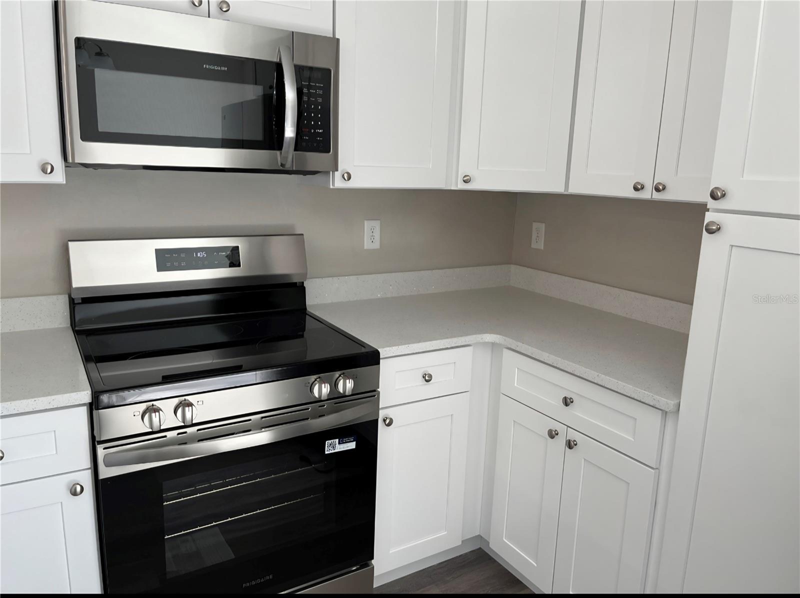 Image 4 of 10 For 10304 126th Lane