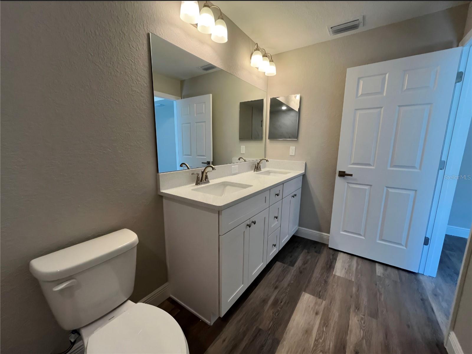 Image 7 of 10 For 10304 126th Lane