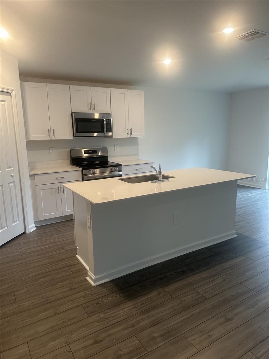 Image 21 of 40 For 8934 135th Street