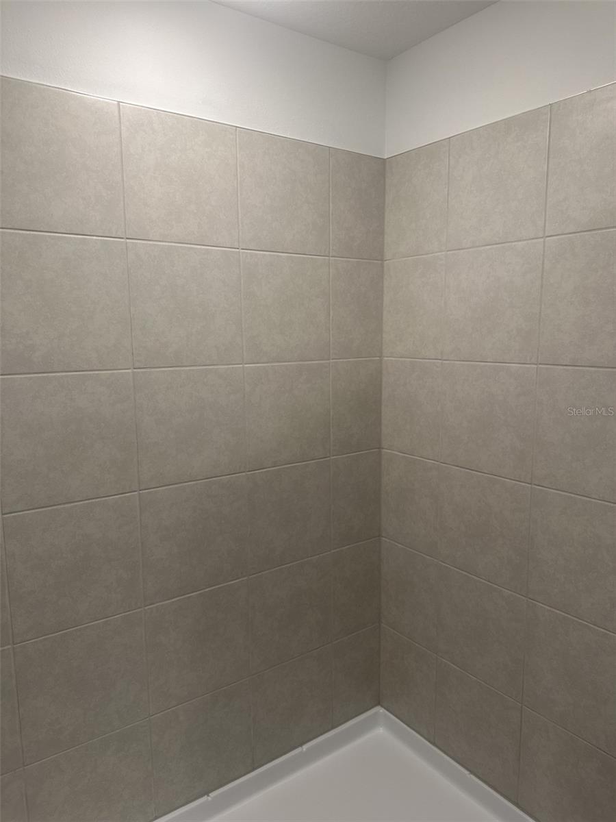 Image 27 of 40 For 8934 135th Street