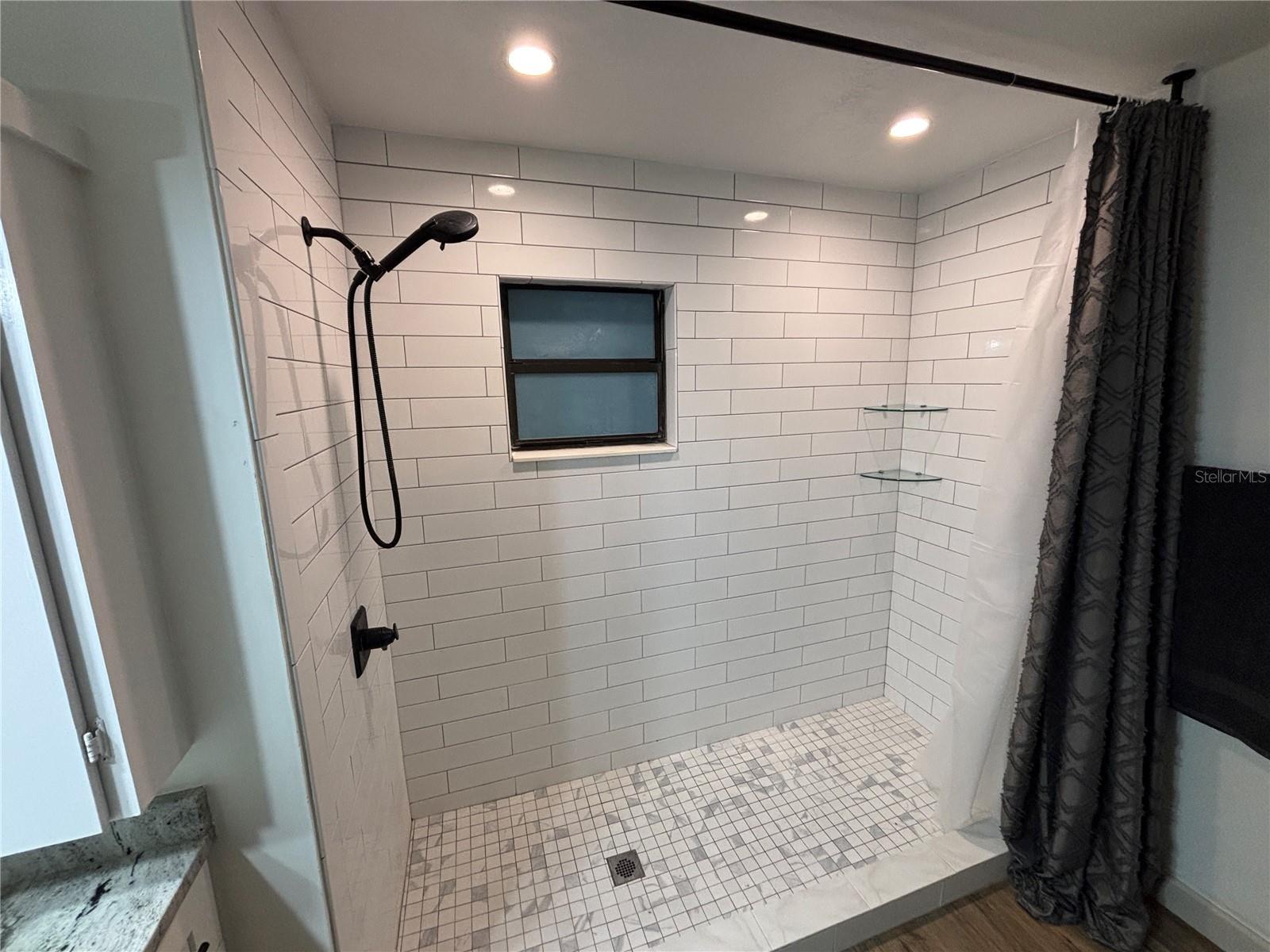 Image 31 of 48 For 13329 38th Avenue