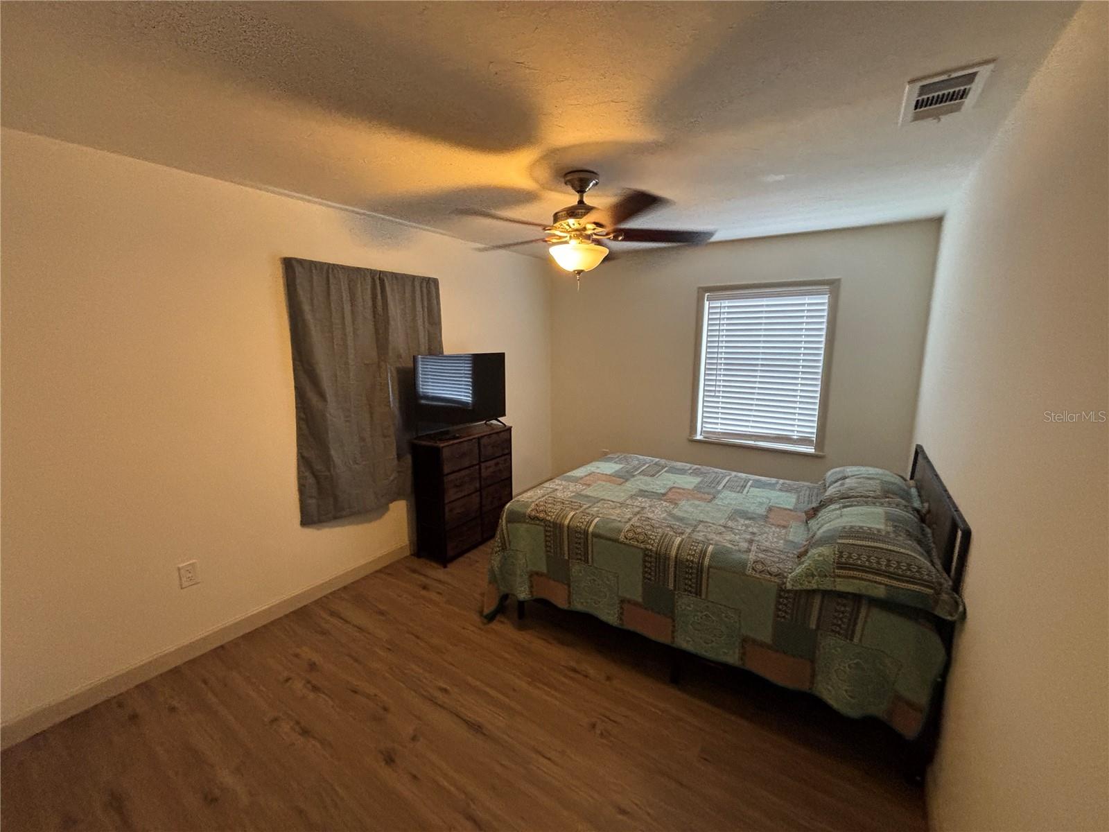 Image 35 of 48 For 13329 38th Avenue