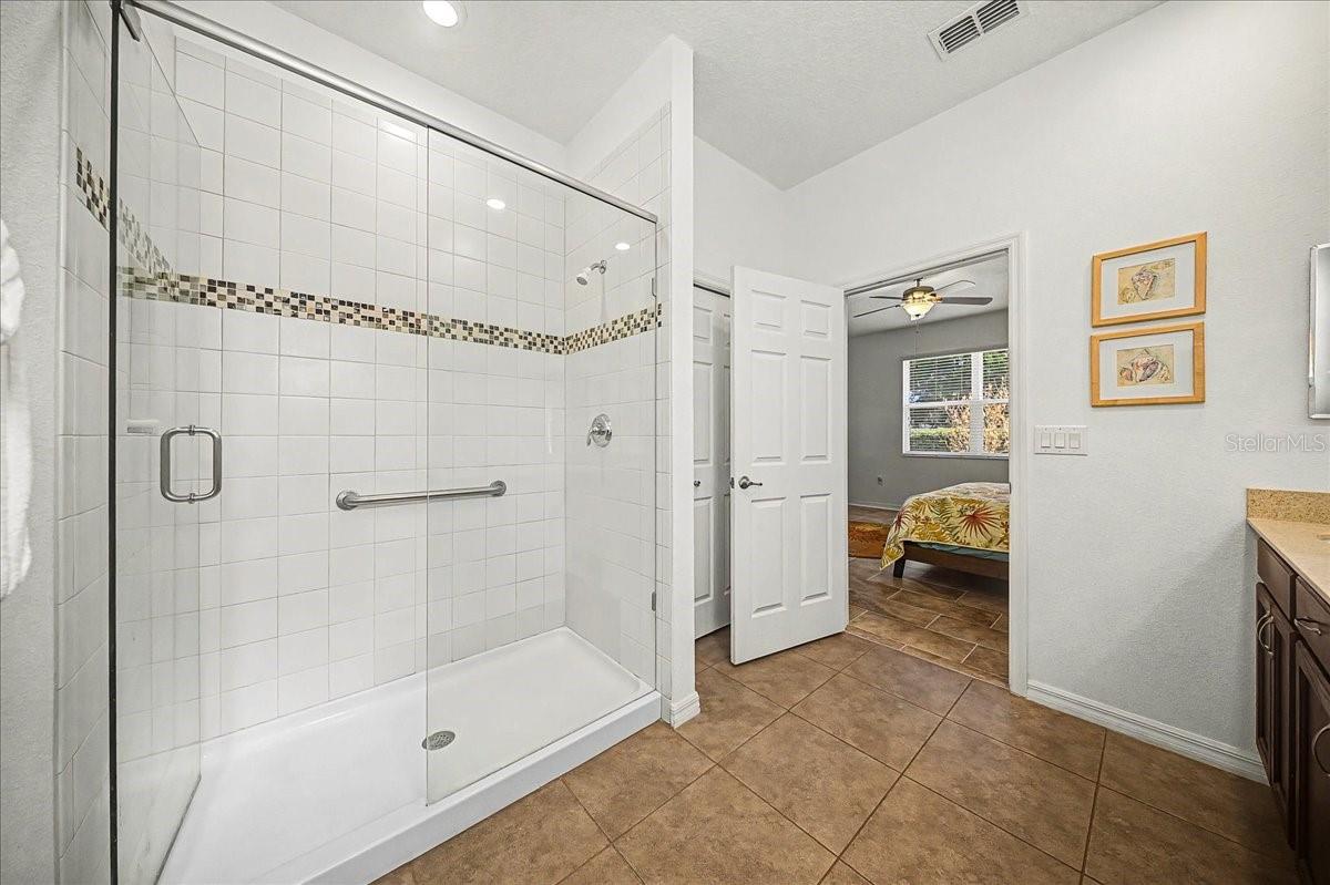 Image 27 of 43 For 7777 80th Place Road