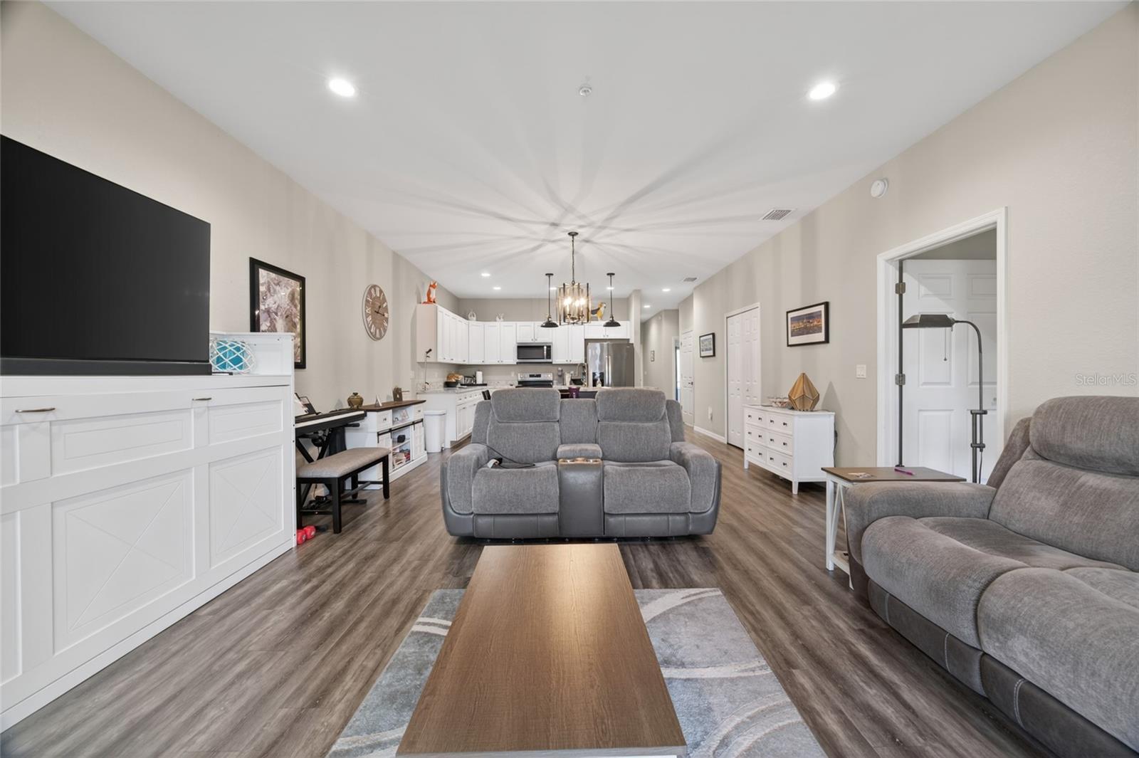 Image 13 of 29 For 3415 Anthony Road 303