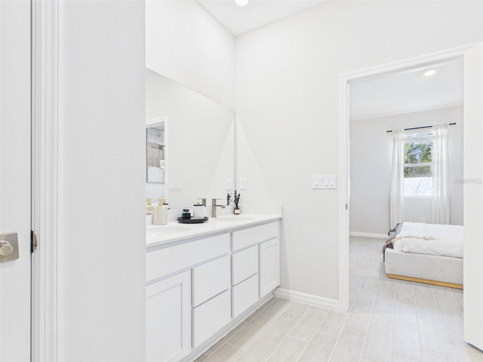 Image 27 of 30 For 13169 73rd Avenue